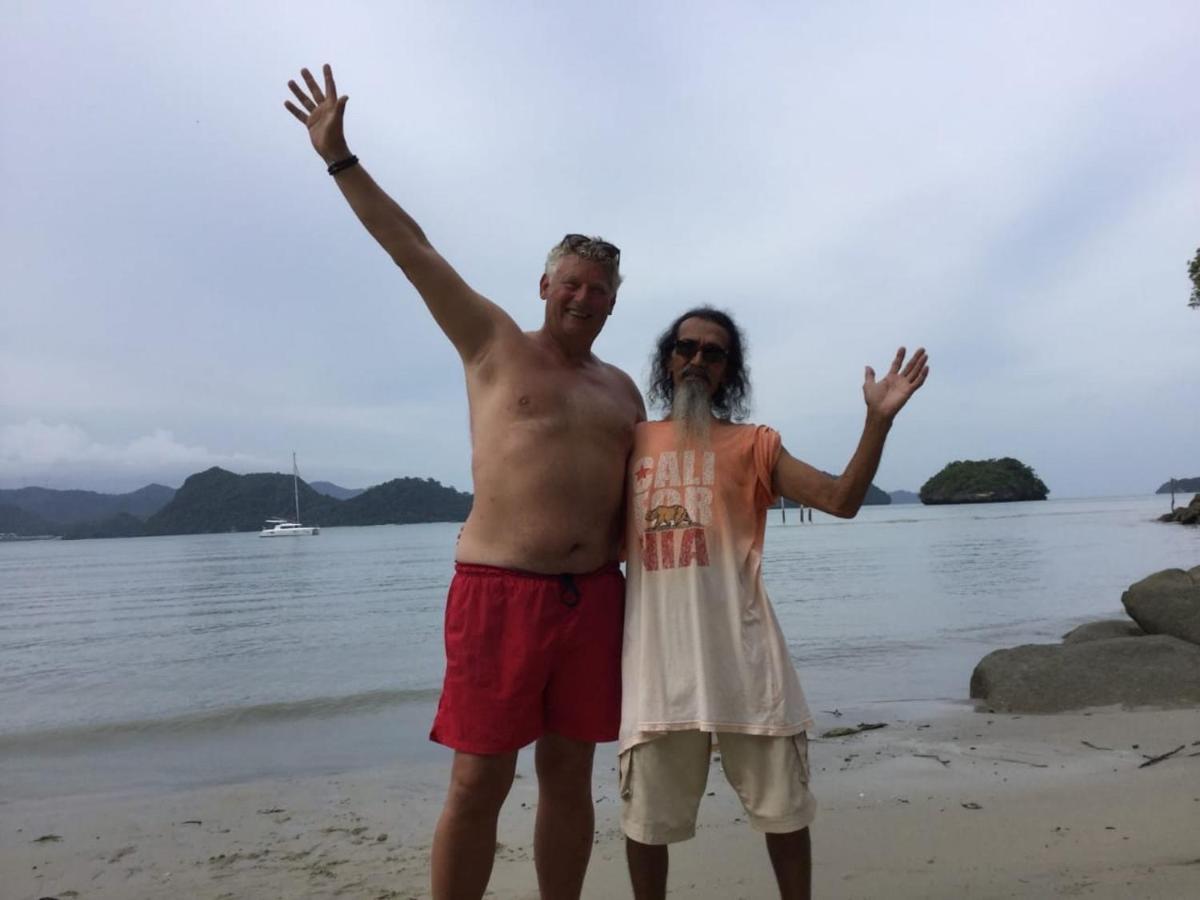 Отель Wild Pasir Panjang Pulau Tuba Экстерьер фото
