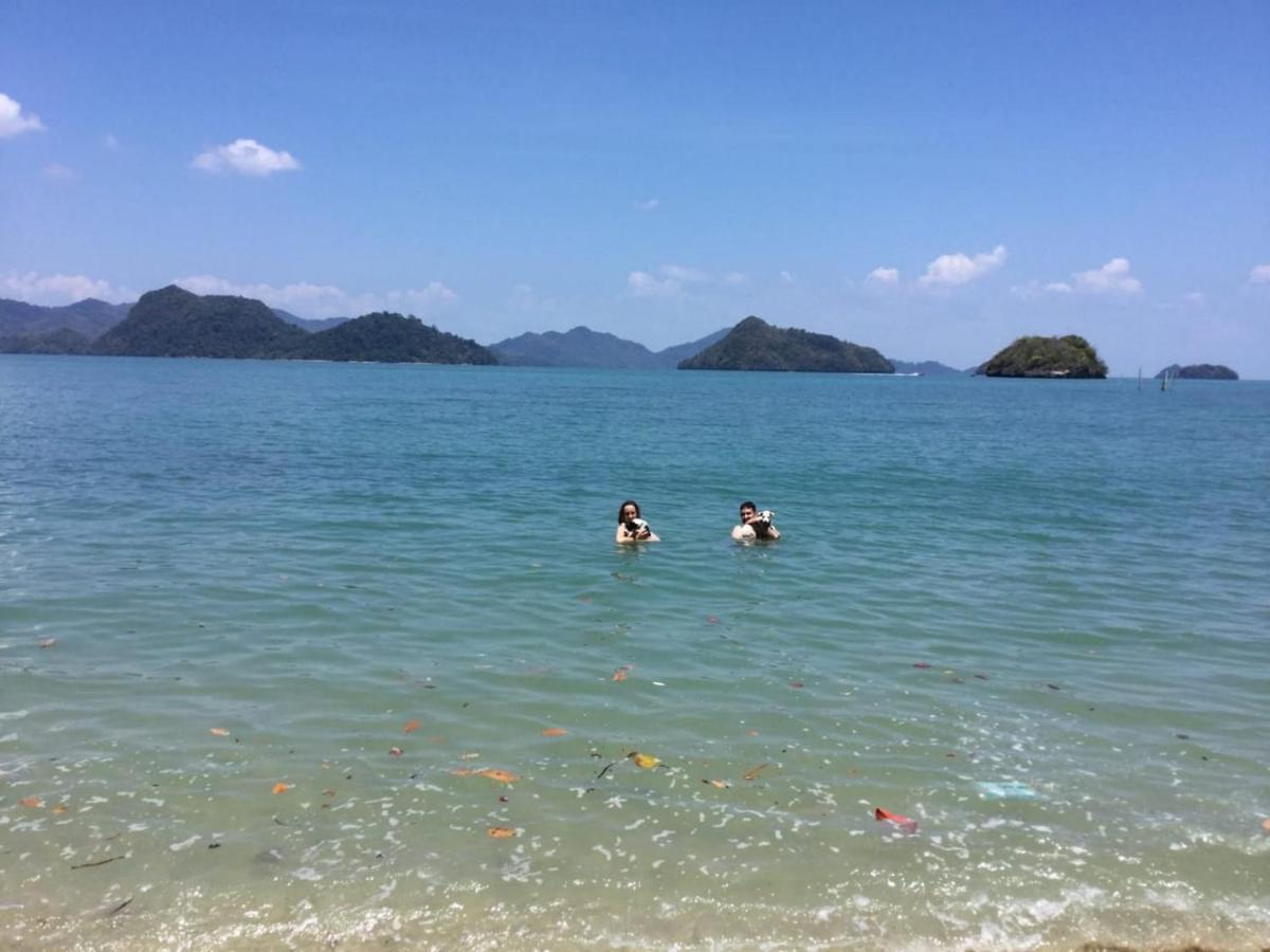 Отель Wild Pasir Panjang Pulau Tuba Экстерьер фото